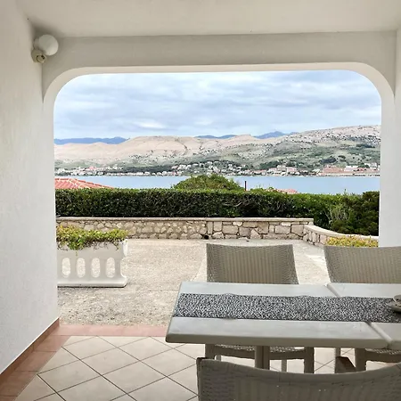 Appartement Renata Pag Pag Town